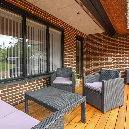 Holiday home Gunkil - 800m From The Sea By Interhome *